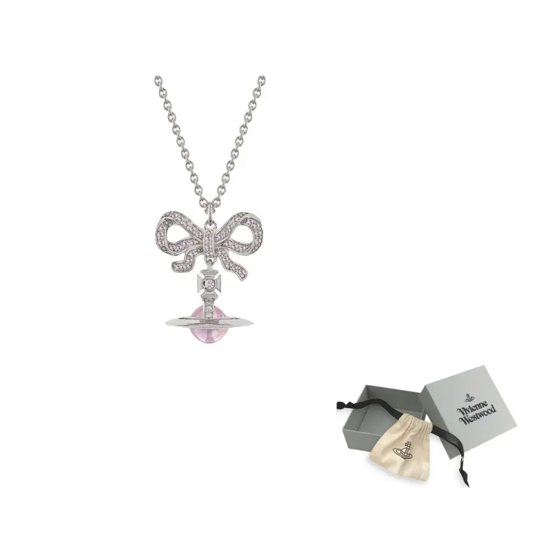 Vivienne Westwood Переработанные белые серебряные колье unisex silver
Vivienne Westwood Переработанные белые серебряные колье unisex silver