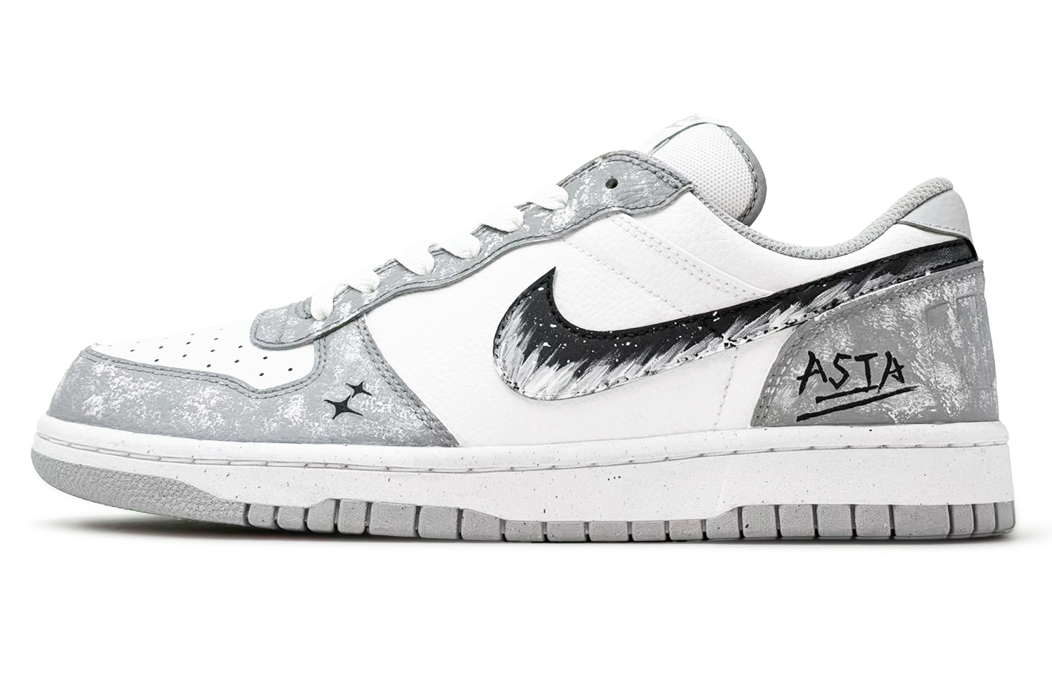 Nike Кроссовки для скейтбординга Big Galaxy Star Dream с низким верхом и устойчивостью к истиранию, мужские, цвет Meteorite Gray
Nike Кроссовки для скейтбординга Big Galaxy Star Dream с низким верхом и устойчивостью к истиранию, мужские, цвет Meteorite Gray