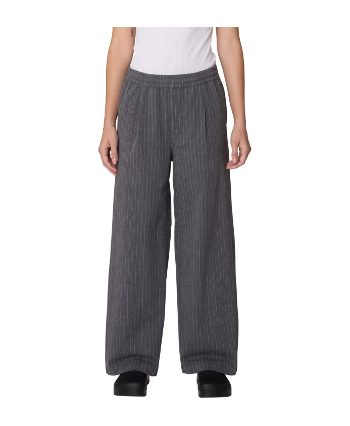 Серые плиссированные прямые брюки Obey, серый
Серые плиссированные прямые брюки Obey, серый