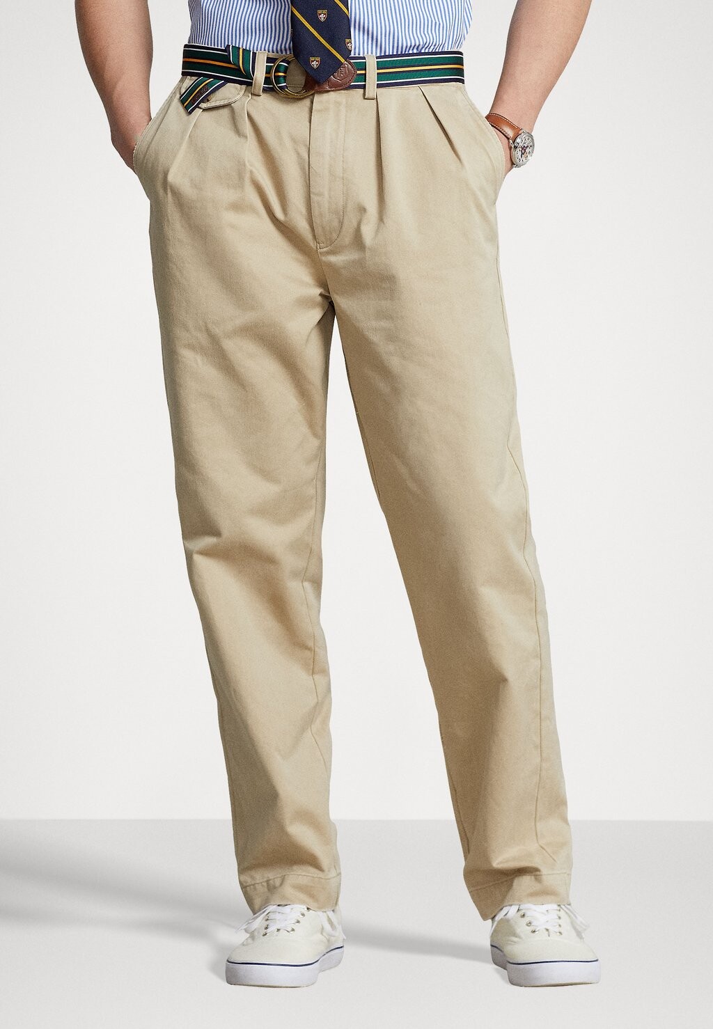 Чиносы ПЛИССИРОВАННАЯ УНИСЕКС Polo Ralph Lauren, бежевый
Чиносы ПЛИССИРОВАННАЯ УНИСЕКС Polo Ralph Lauren, бежевый