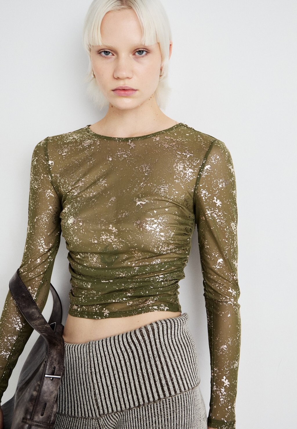 Топ с длинными рукавами ONLERICA ONLY, хаки 
Топ с длинными рукавами ONLERICA ONLY, хаки