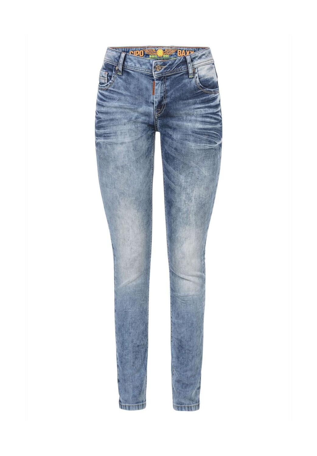 Джинсы с крутой потертой потертостью CIPO & BAXX, синий
Джинсы с крутой потертой потертостью CIPO & BAXX, синий
