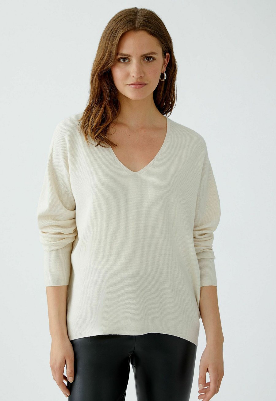 Джемпер Oui Jumper, Offwhite/White
Джемпер Oui Jumper, Offwhite/White