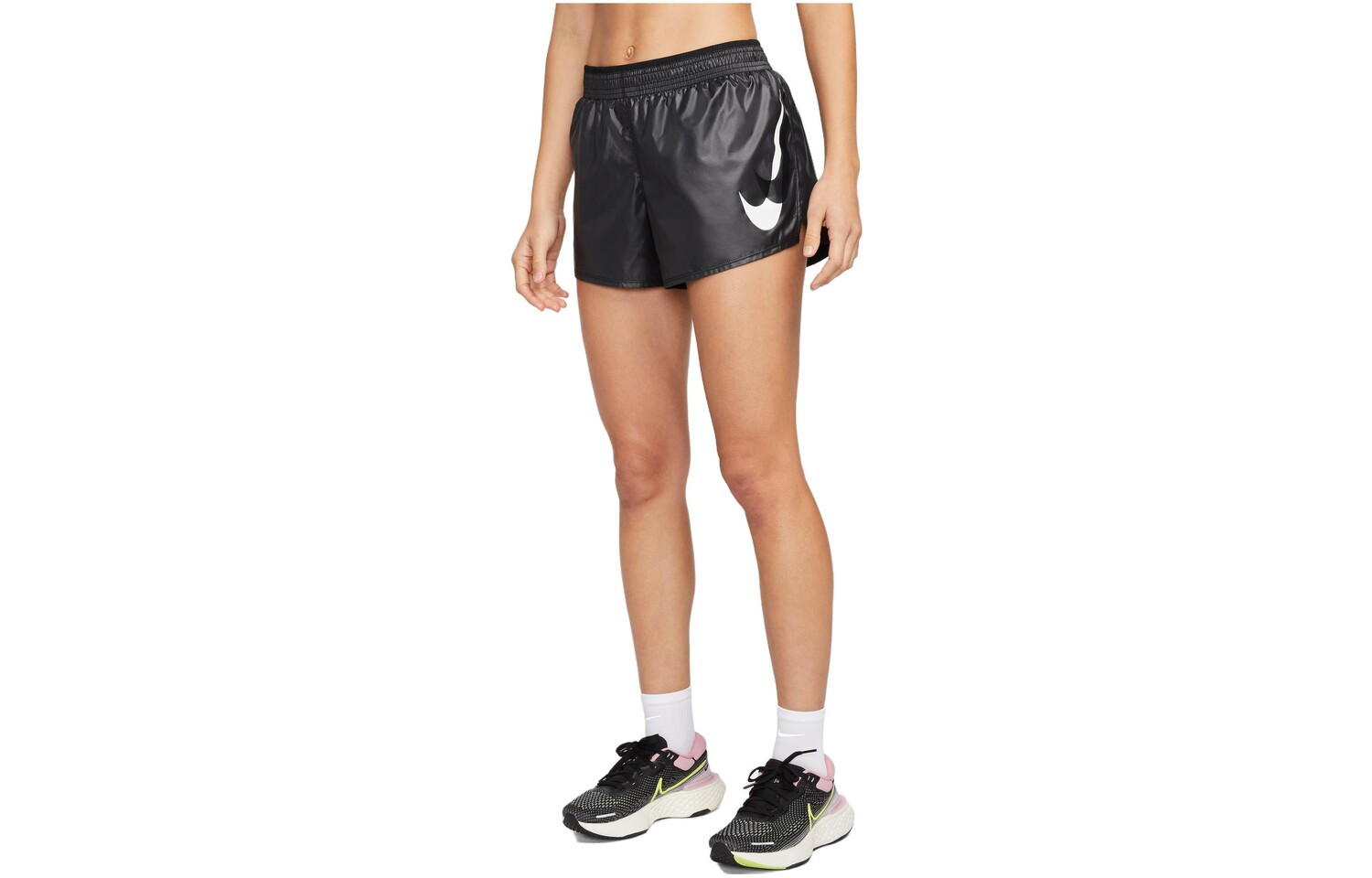 Повседневные шорты женские черные Nike
Повседневные шорты женские черные Nike