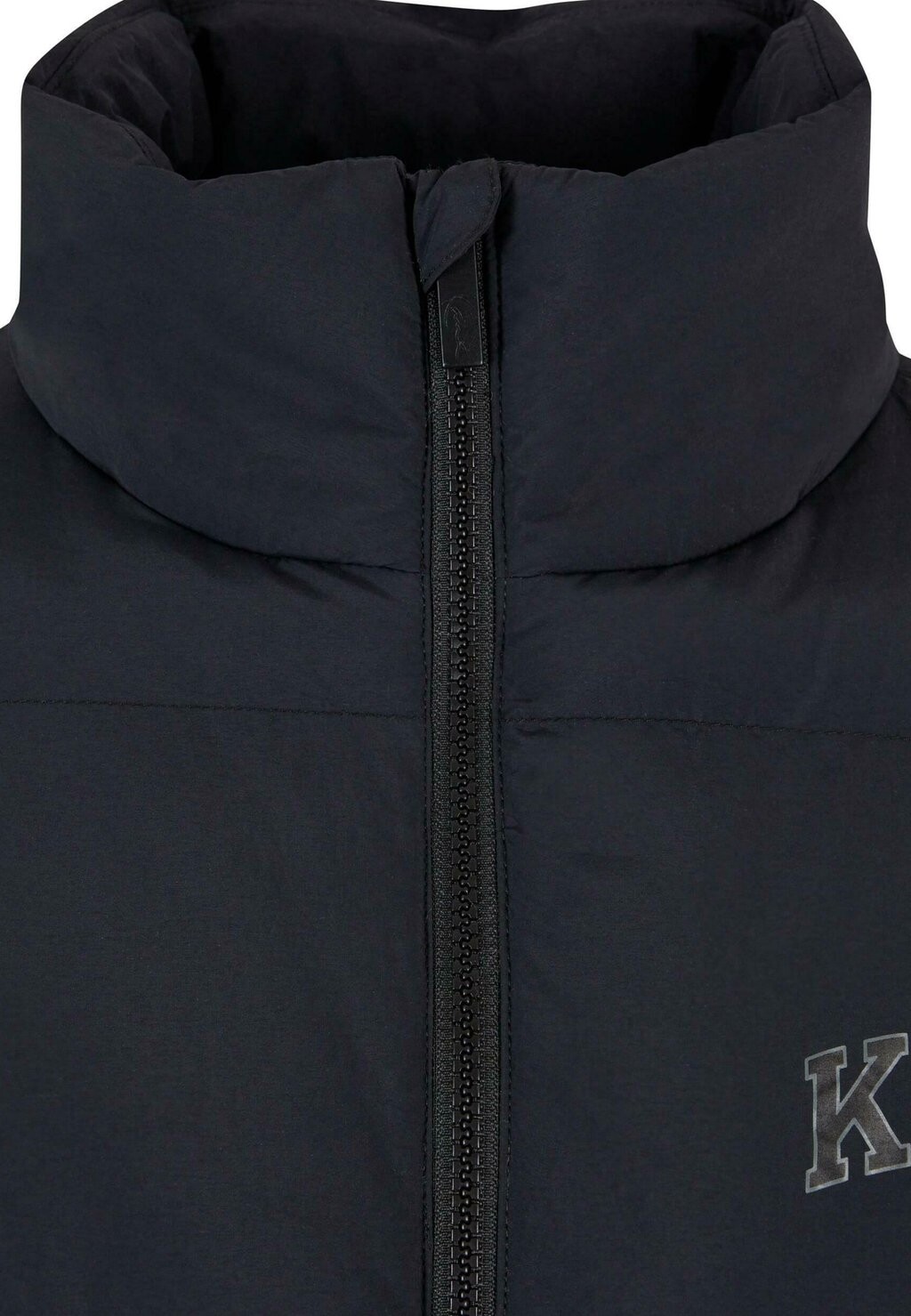 Зимняя куртка SERIF 89 PUFFER Karl Kani, черный
Зимняя куртка SERIF 89 PUFFER Karl Kani, черный