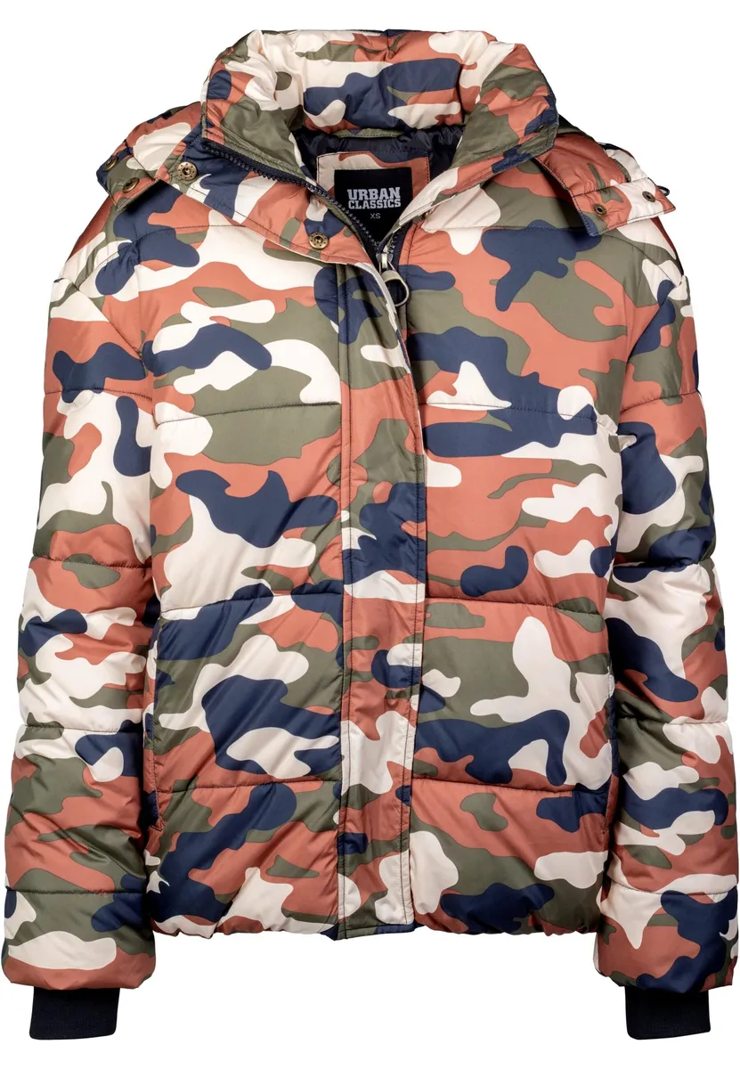Зимняя куртка URBAN CLASSICS " Urban Classics Women's Ladies Boyfriend Camo Puffer Jacket" (1 шт.), с капюшоном, цвет Rustycamo
Зимняя куртка URBAN CLASSICS " Urban Classics Women's Ladies Boyfriend Camo Puffer Jacket" (1 шт.), с капюшоном, цвет Rustycamo
