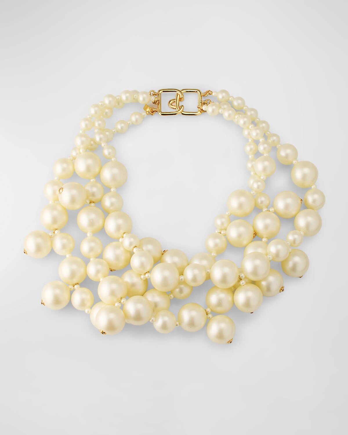 Четырехрядное светлое колье Cultura с жемчужными кластерами Kenneth Jay Lane, цвет Pearl
Четырехрядное светлое колье Cultura с жемчужными кластерами Kenneth Jay Lane, цвет Pearl
