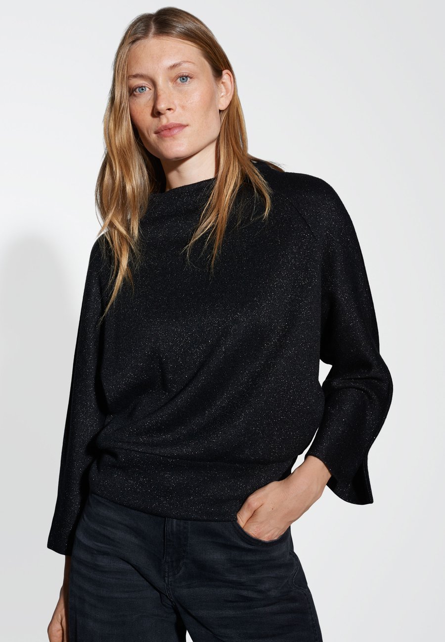 Толстовка OPUS BATWING FIT 3/4 SLEEVE, Black
Толстовка OPUS BATWING FIT 3/4 SLEEVE, Black