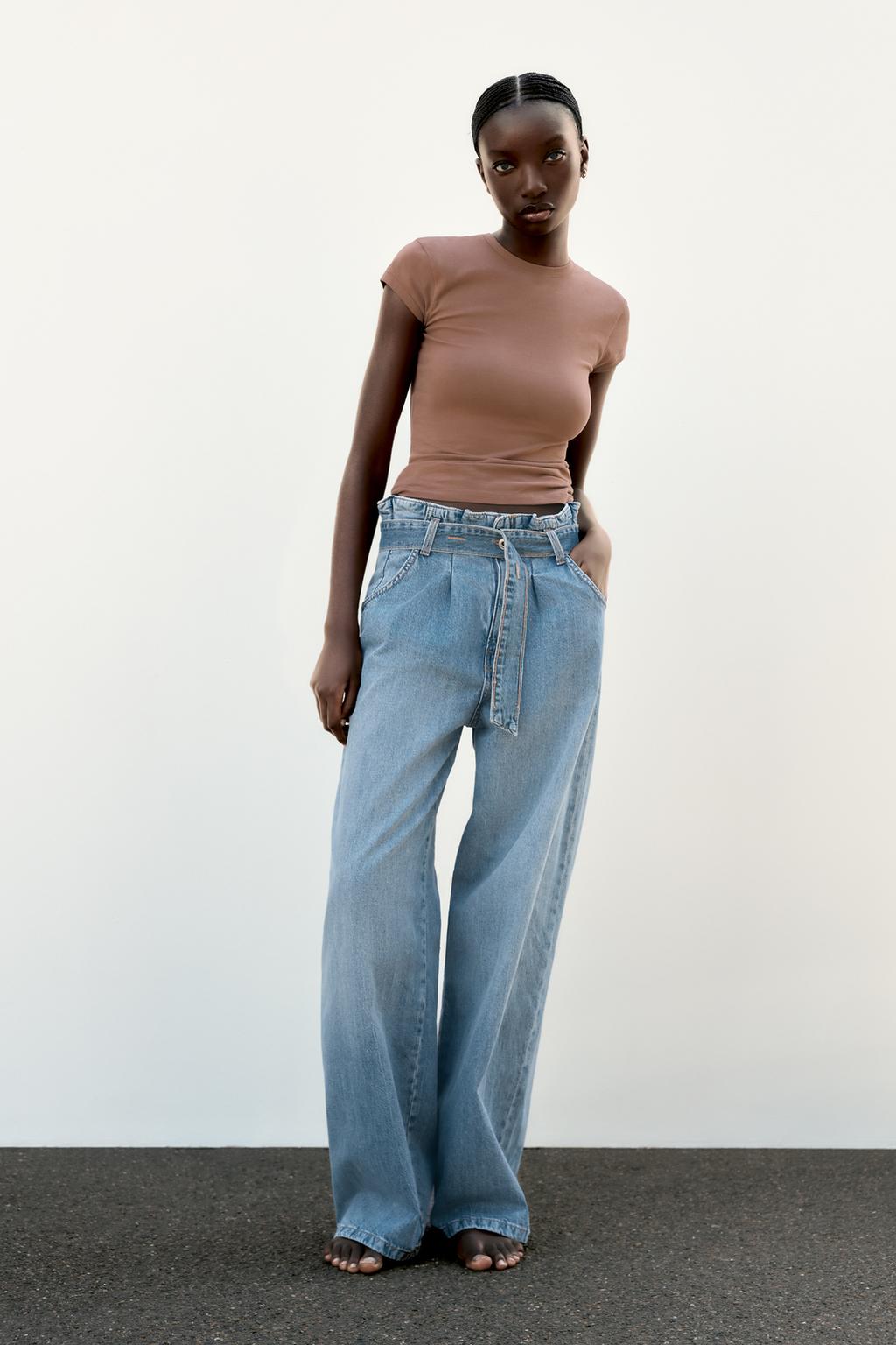 Приталенная футболка с коротким рукавом ZARA, коричневый
Приталенная футболка с коротким рукавом ZARA, коричневый