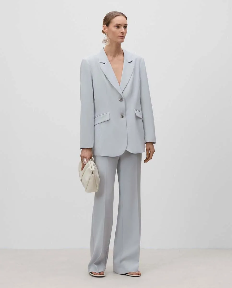 Женские брюки длинные расклешенные Simorra, светло-серый
Женские брюки длинные расклешенные Simorra, светло-серый