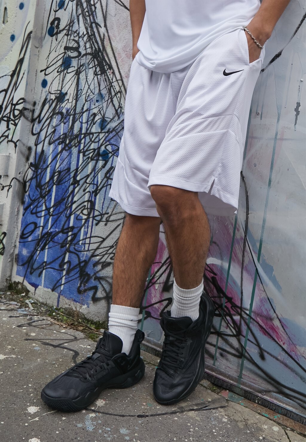 Спортивные шорты Icon 11In Short Nike, цвет white/black
Спортивные шорты Icon 11In Short Nike, цвет white/black