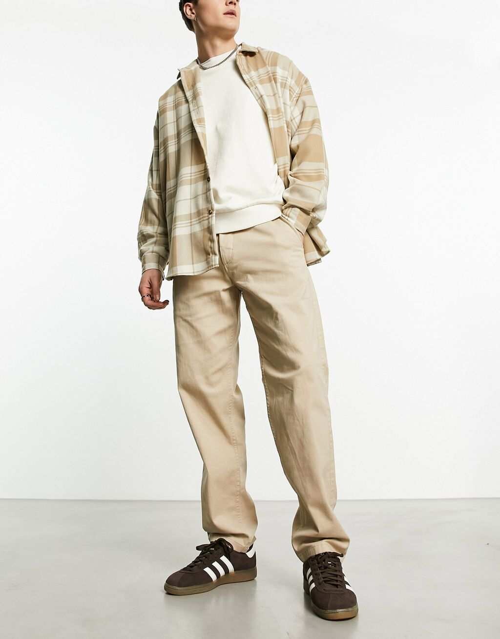 Бежевые брюки чинос свободного кроя Jack & Jones Intelligence Kane, Бежевый, Бежевые брюки чинос свободного кроя Jack & Jones Intelligence Kane
Бежевые брюки чинос свободного кроя Jack & Jones Intelligence Kane, Бежевый, Бежевые брюки чинос свободного кроя Jack & Jones Intelligence Kane