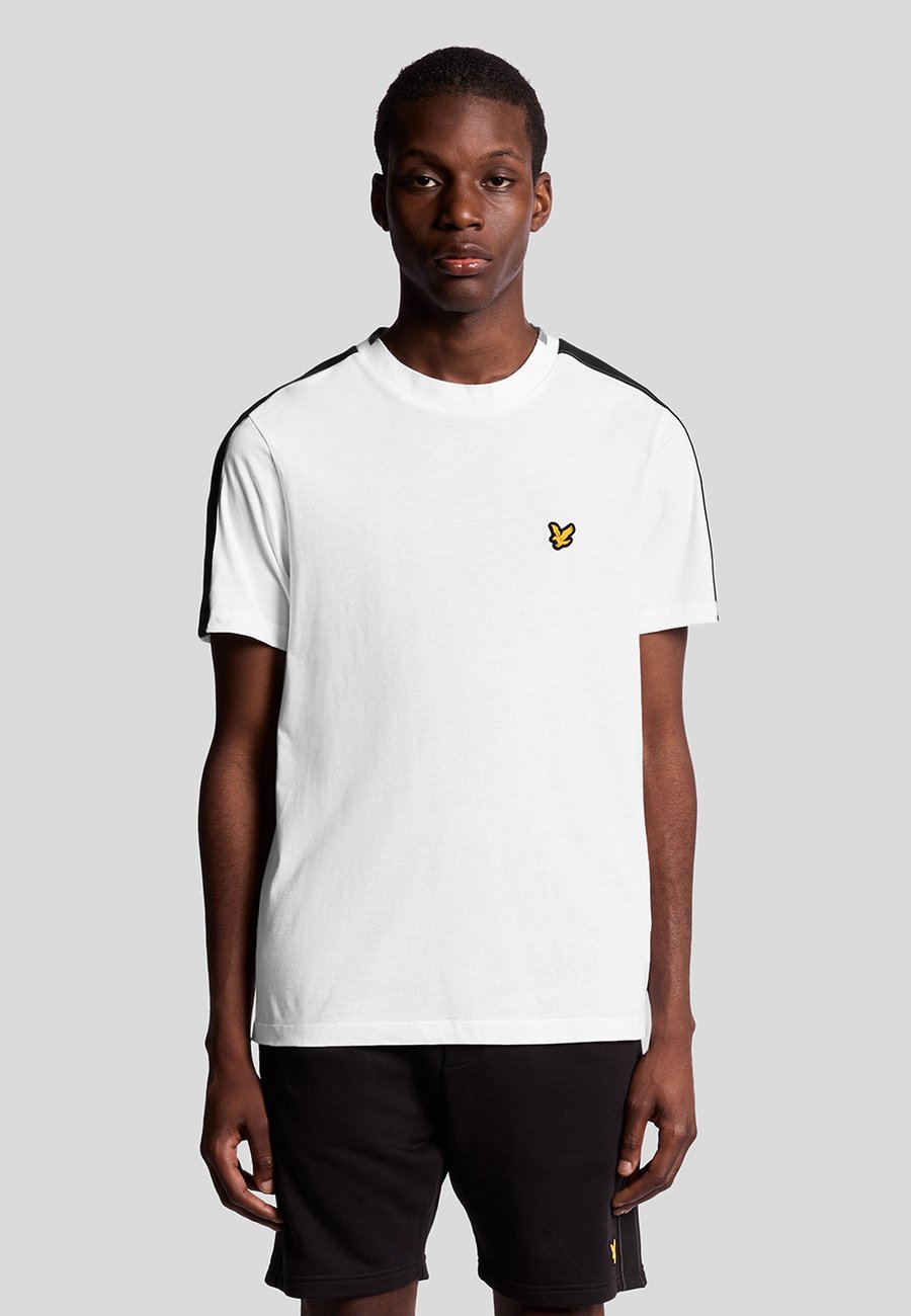 Футболка Lyle & Scott SS TAPE, 626 White/White, Белый, Футболка Lyle & Scott SS TAPE, 626 White/White
Футболка Lyle & Scott SS TAPE, 626 White/White, Белый, Футболка Lyle & Scott SS TAPE, 626 White/White