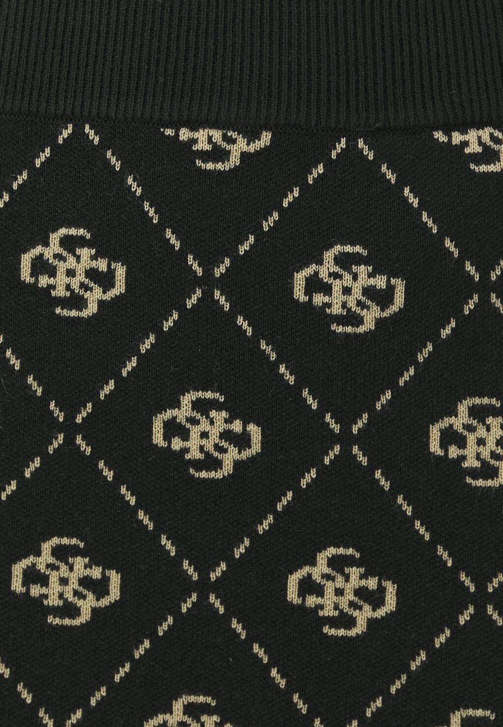 Юбка-карандаш SARAH SKIRT Guess, черный
Юбка-карандаш SARAH SKIRT Guess, черный