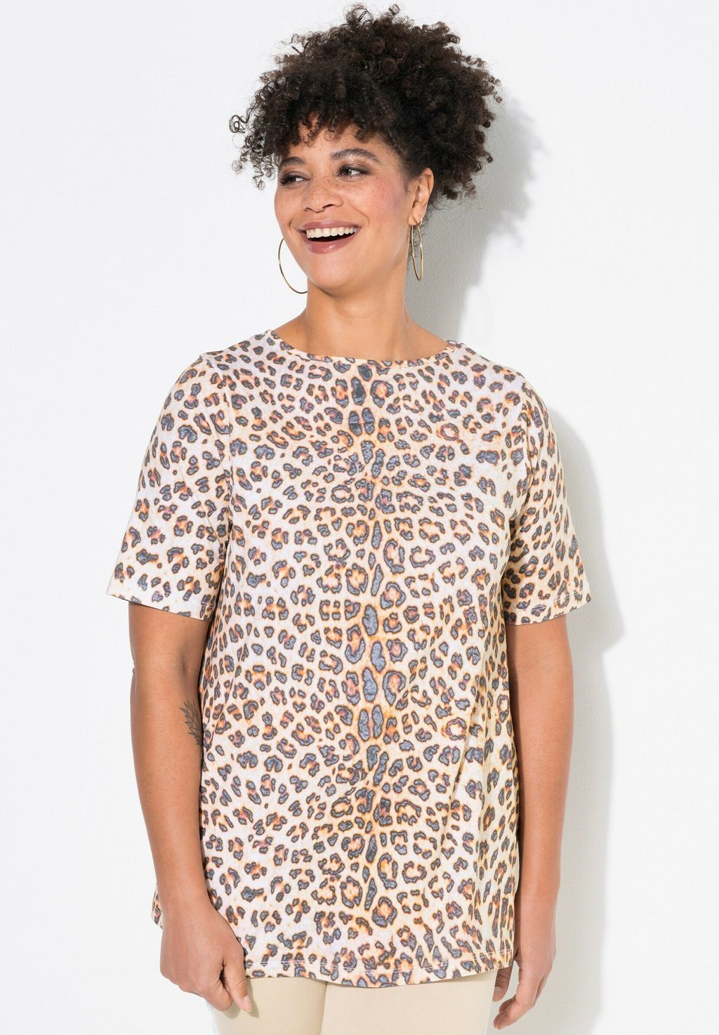 Футболка с принтом LEO-MUSTER MIAMODA, черный
Футболка с принтом LEO-MUSTER MIAMODA, черный