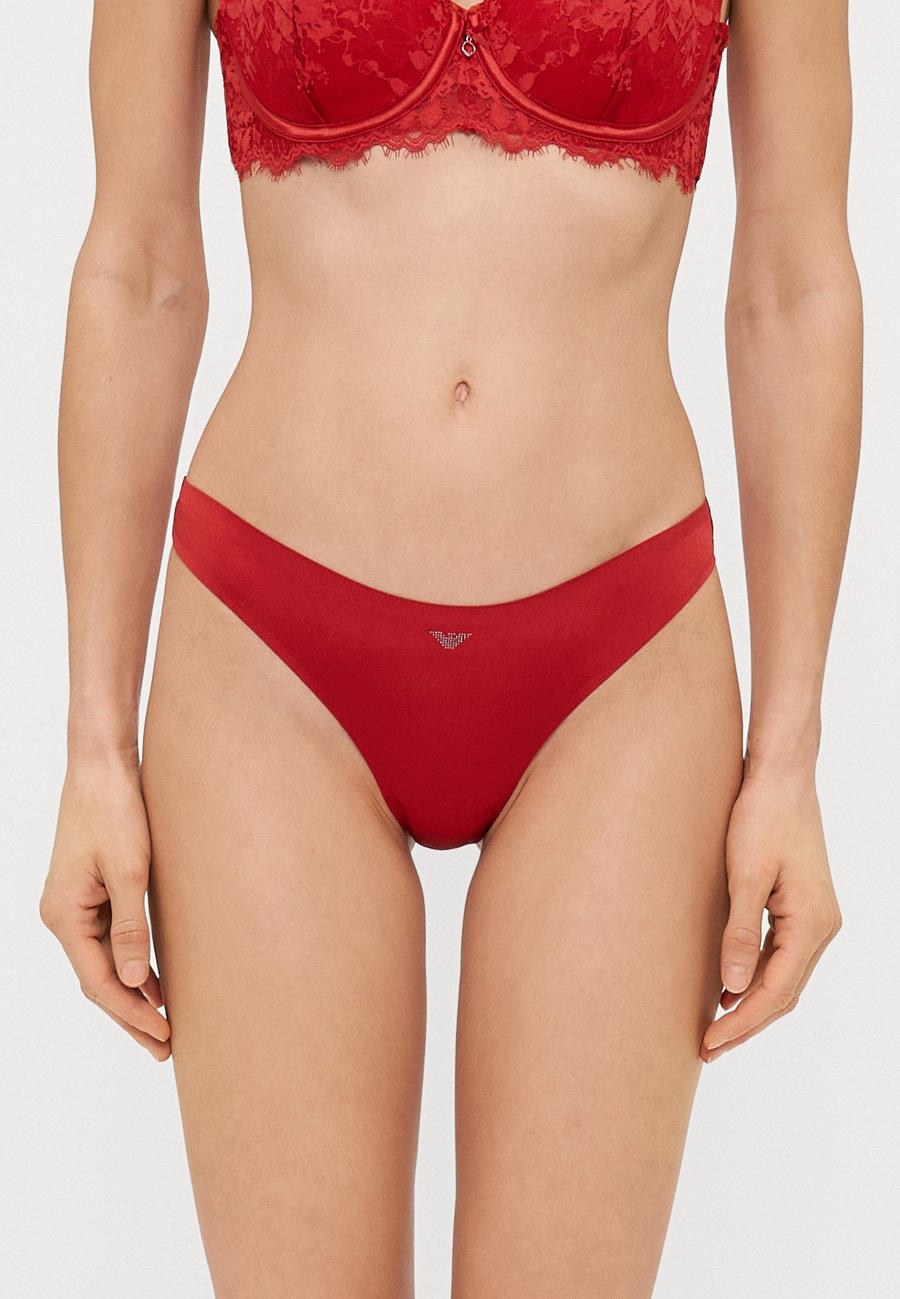 Брифы Emporio Armani BRAZILIAN, Lacquer Red/Red
Брифы Emporio Armani BRAZILIAN, Lacquer Red/Red