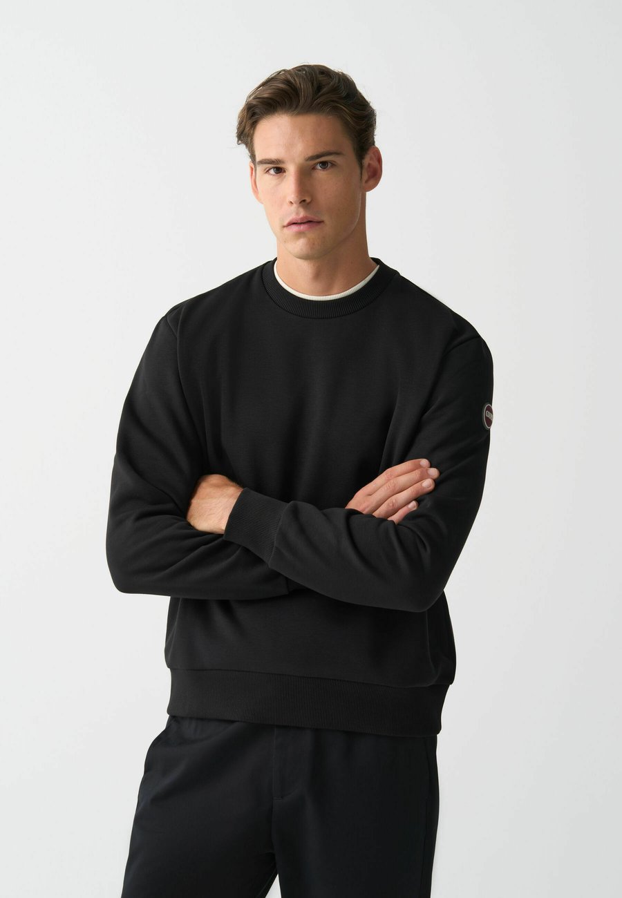 Толстовка Colmar Originals CREW-NECK, Black
Толстовка Colmar Originals CREW-NECK, Black