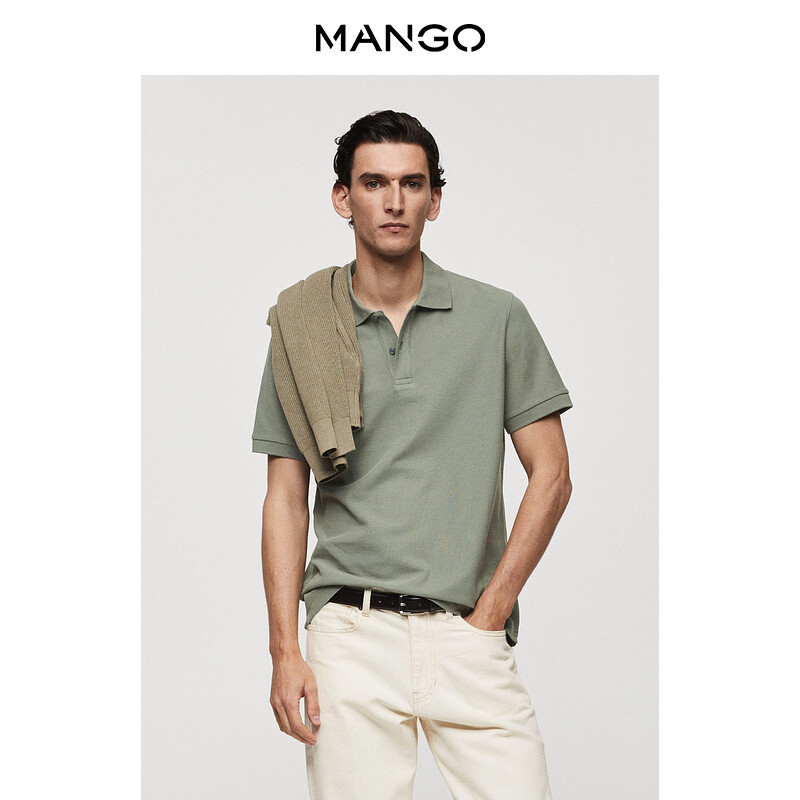 Мужская футболка Mango с лацканами и короткими рукавами, черный
Мужская футболка Mango с лацканами и короткими рукавами, черный