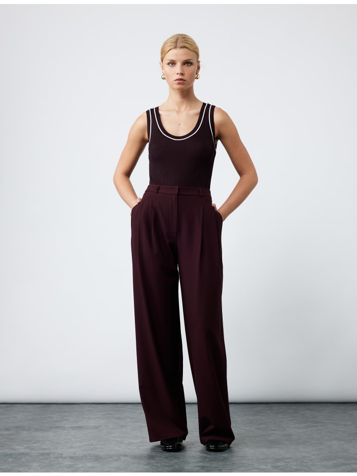 KOTON Топливные заправки в Бордо
KOTON Топливные заправки в Бордо