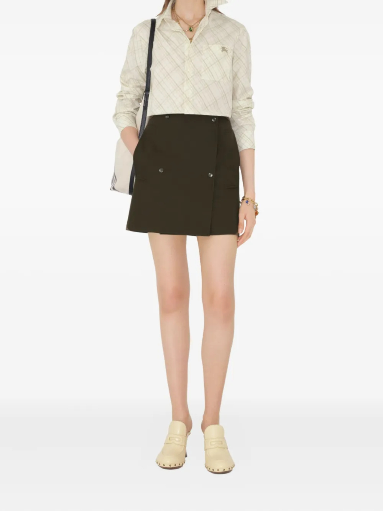 Burberry юбка мини, коричневый
Burberry юбка мини, коричневый