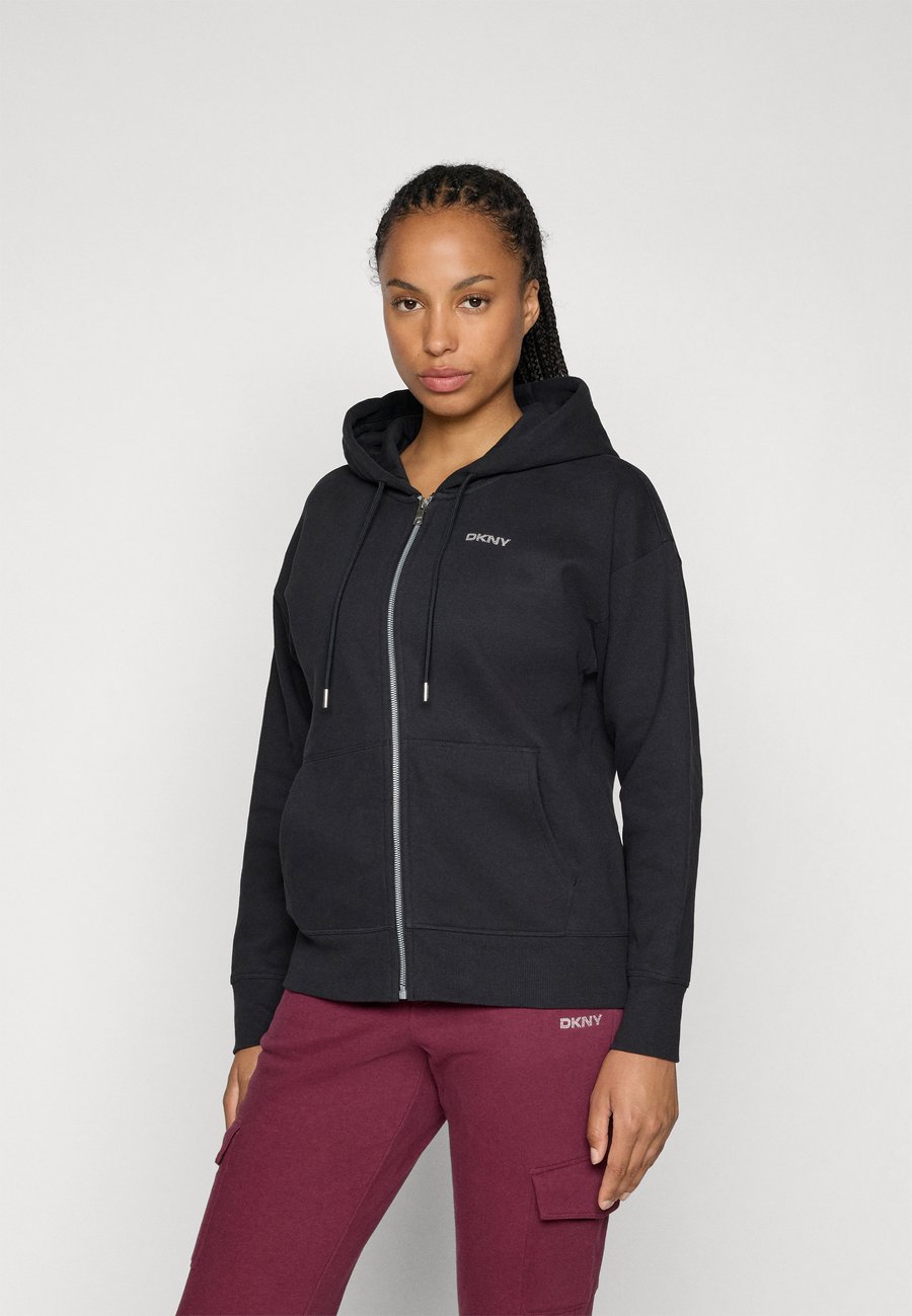Толстовка DKNY MINI STUD LOGO FULL ZIP HOODIE, Black
Толстовка DKNY MINI STUD LOGO FULL ZIP HOODIE, Black