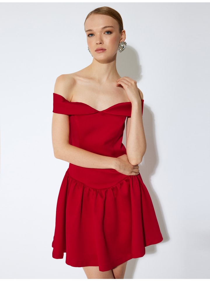 Платье красного цвета KOTON
Платье красного цвета KOTON