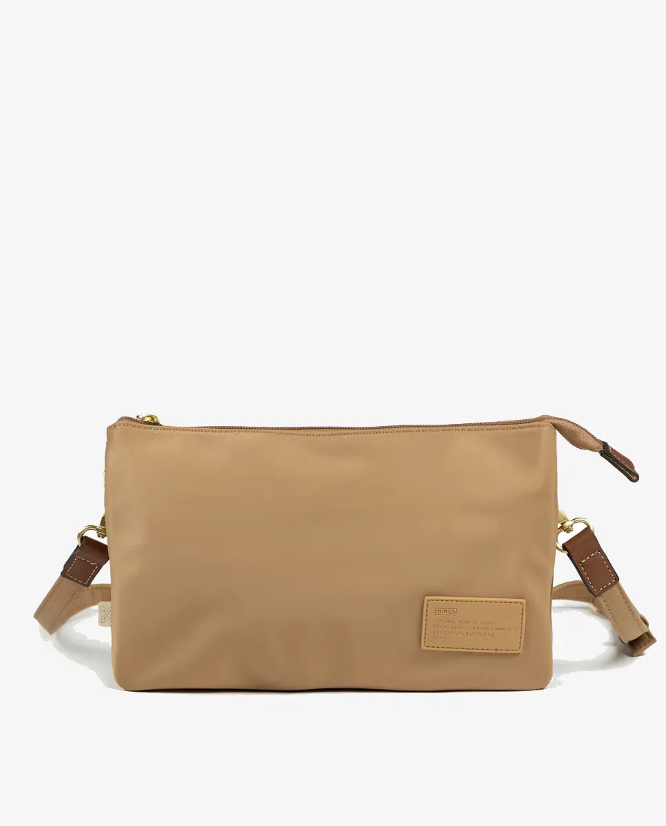 Сумка через плечо из переработанного нейлона из переработанного пластика и кожаных деталей Munich, цвет Nude, Бежевый, Сумка через плечо из переработанного нейлона из переработанного пластика и кожаных деталей Munich, цвет Nude
Сумка через плечо из переработанного нейлона из переработанного пластика и кожаных деталей Munich, цвет Nude, Бежевый, Сумка через плечо из переработанного нейлона из переработанного пластика и кожаных деталей Munich, цвет Nude