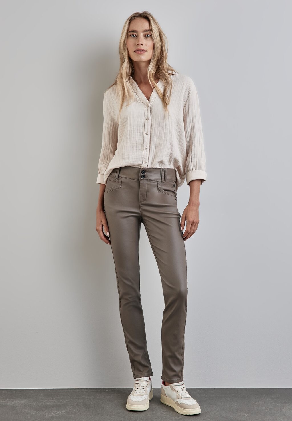 Брюки BESCHICHTETE Street One, коричневый
Брюки BESCHICHTETE Street One, коричневый