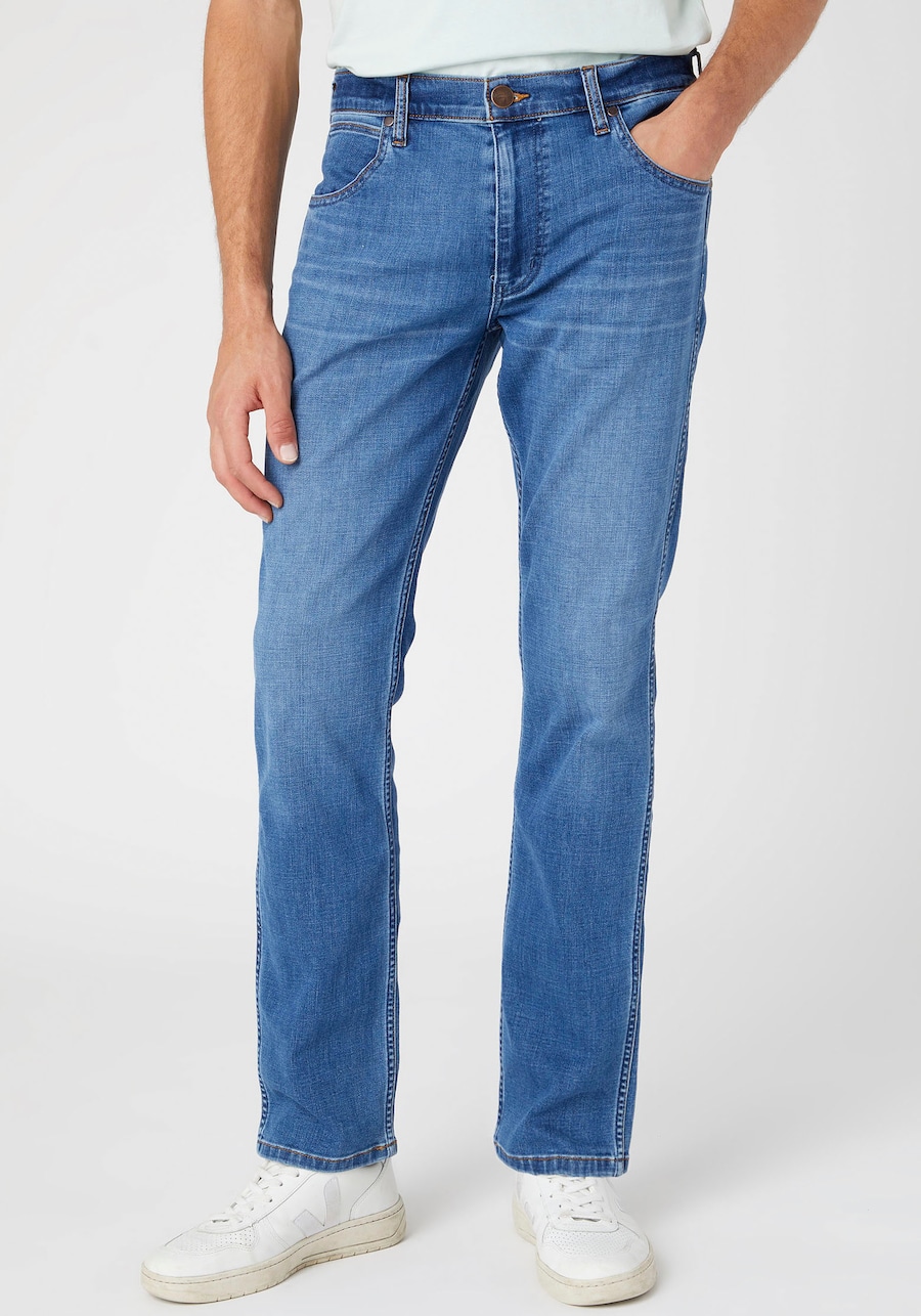 Обычные джинсы WRANGLER Greensboro, синий
Обычные джинсы WRANGLER Greensboro, синий