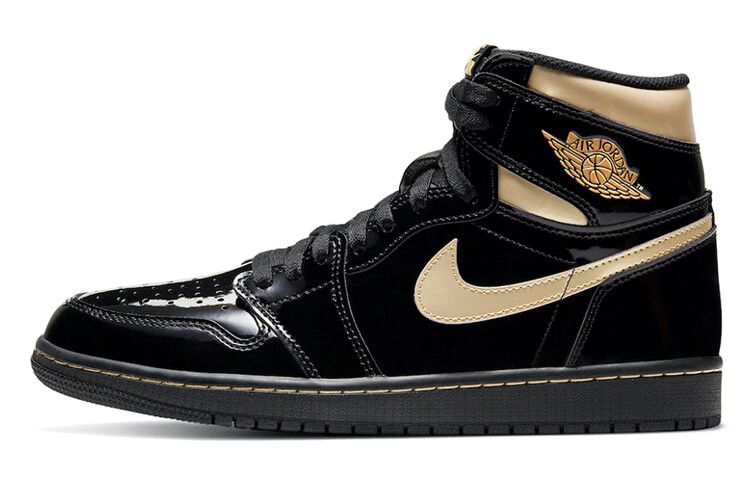 Кроссовки JORDAN 1 Retro High Black Metallic Gold 2020
Кроссовки JORDAN 1 Retro High Black Metallic Gold 2020