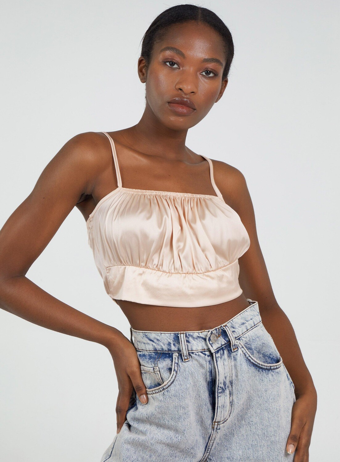 Атласный топ на бретельках со сборками Pink Vanilla, золото
Атласный топ на бретельках со сборками Pink Vanilla, золото