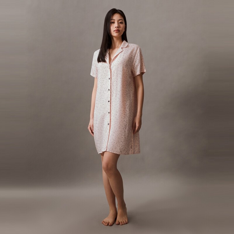 Ночная рубашка женская Calvin Klein с буквенным принтом, белый
Ночная рубашка женская Calvin Klein с буквенным принтом, белый