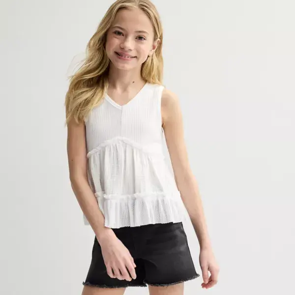 Майка с V-образным вырезом и вафельными оборками для девочек 7-16 лет Speechless, белый
Майка с V-образным вырезом и вафельными оборками для девочек 7-16 лет Speechless, белый