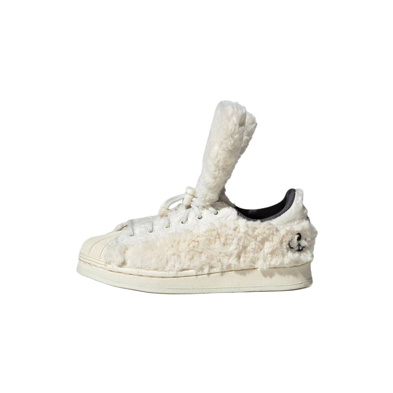 Adidas originals Superstar Series Kids Кроссовки для скейтбординга для детей, White 
Adidas originals Superstar Series Kids Кроссовки для скейтбординга для детей, White