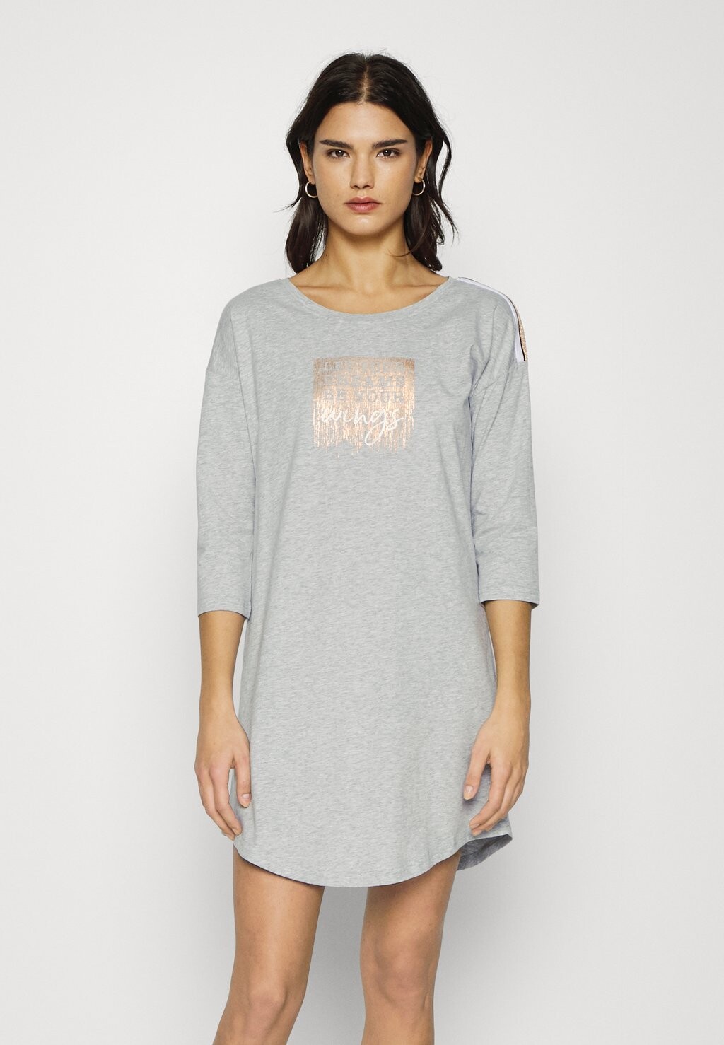 Ночная рубашка LASCANA, светло-серый
Ночная рубашка LASCANA, светло-серый