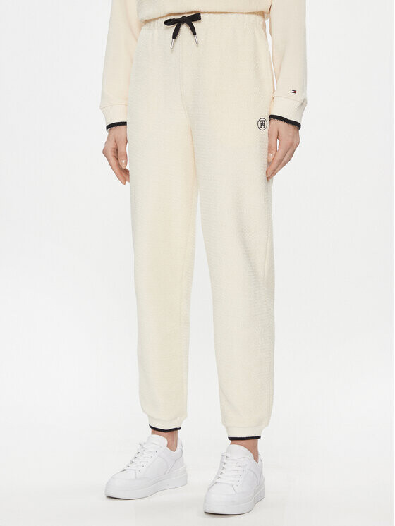 Спортивные брюки стандартного кроя Tommy Hilfiger, экрю
Спортивные брюки стандартного кроя Tommy Hilfiger, экрю