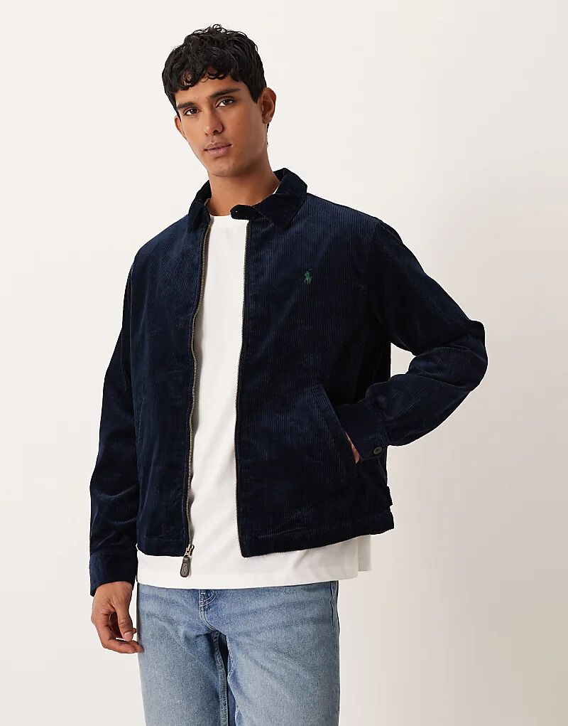 Толстая вельветовая куртка-харрингтон Polo Ralph Lauren Wyntn Icon с логотипом и подкладкой, темно-синего цвета
Толстая вельветовая куртка-харрингтон Polo Ralph Lauren Wyntn Icon с логотипом и подкладкой, темно-синего цвета