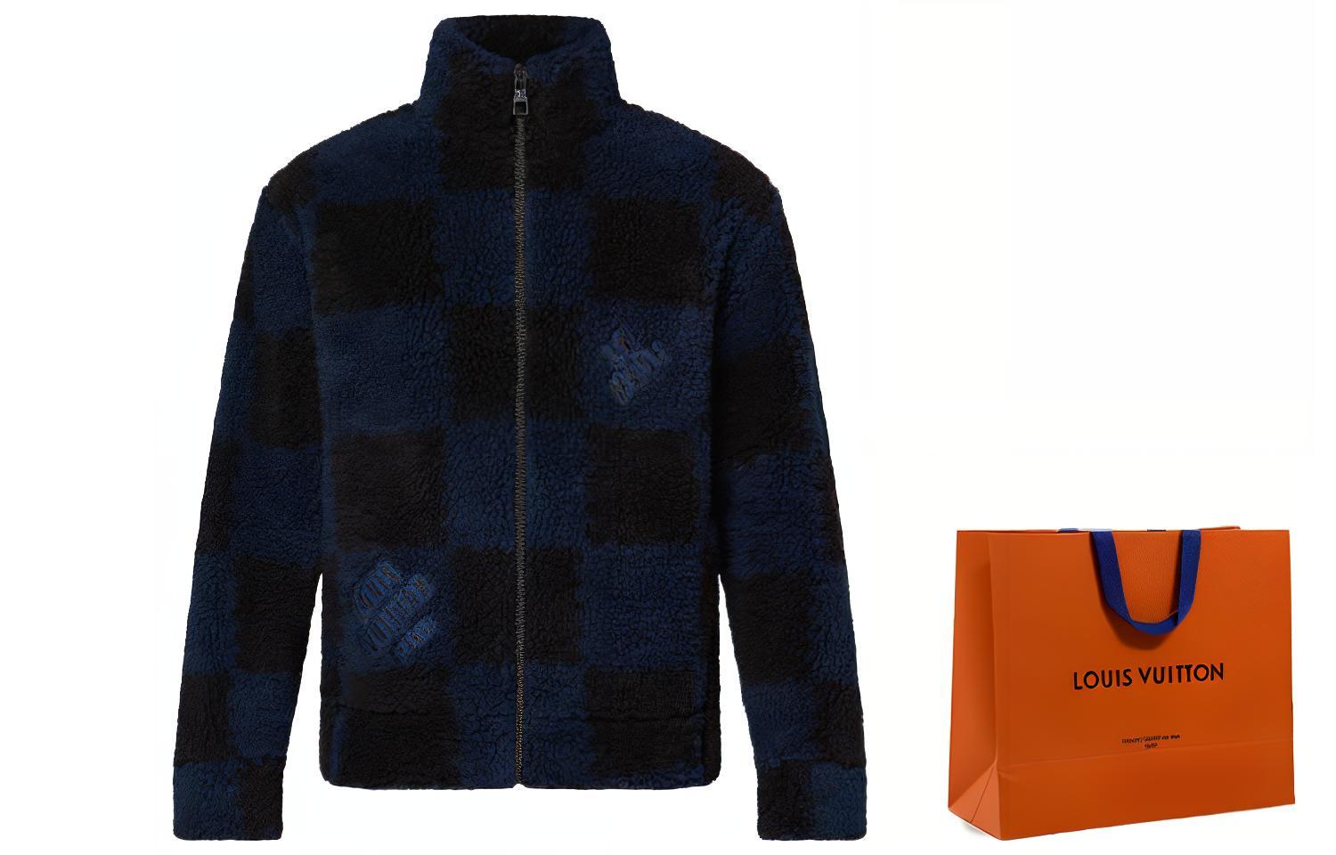 LOUIS VUITTON Куртка-блузон из флиса, Shopping Bag Included
LOUIS VUITTON Куртка-блузон из флиса, Shopping Bag Included