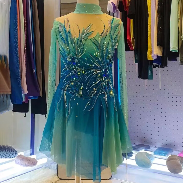 HEAD Фигурная юбка для выступлений, стиль Two, 2XL
HEAD Фигурная юбка для выступлений, стиль Two, 2XL