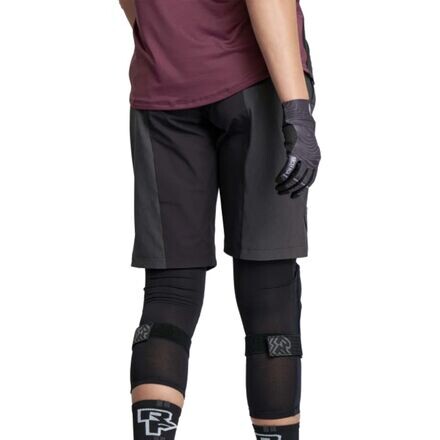 Траверс короткие - женские Race Face, черный
Траверс короткие - женские Race Face, черный