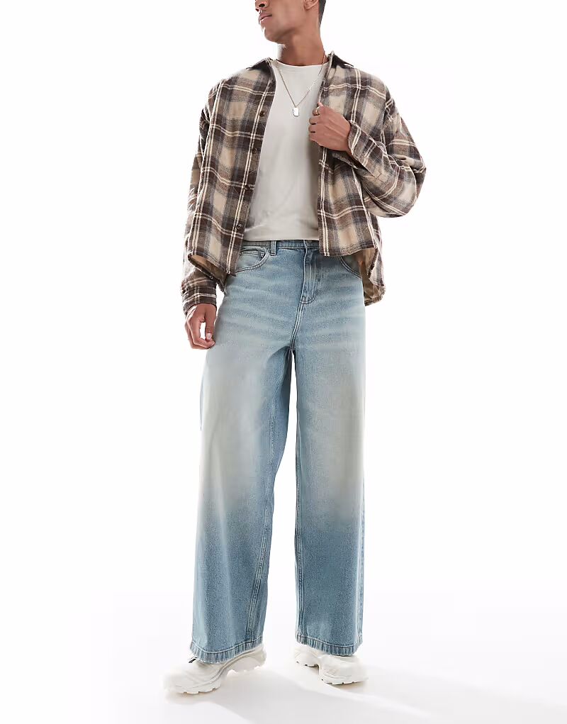 Джинсы ASOS DESIGN супер-мешковатого кроя светло-голубого цвета
Джинсы ASOS DESIGN супер-мешковатого кроя светло-голубого цвета