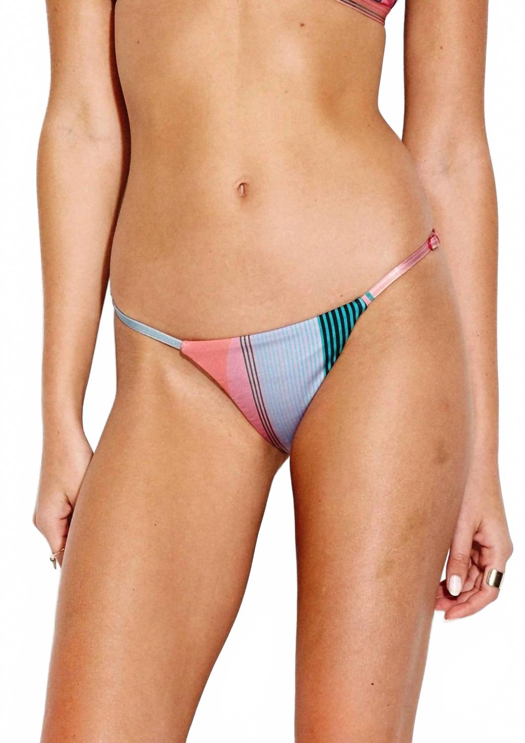 Современный бикини Rio с низкой посадкой в цвете далия Seafolly, Dalia
Современный бикини Rio с низкой посадкой в цвете далия Seafolly, Dalia