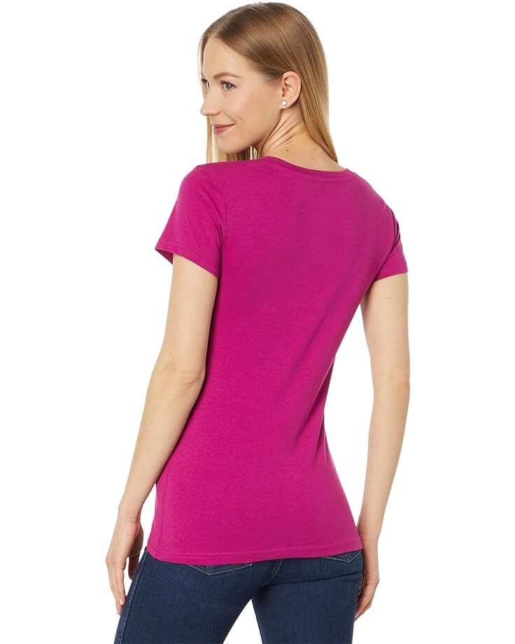 Футболка U.S. POLO ASSN. Triple USPA V-Neck Graphic Tee, цвет Hillsdale Fuchsia
Футболка U.S. POLO ASSN. Triple USPA V-Neck Graphic Tee, цвет Hillsdale Fuchsia