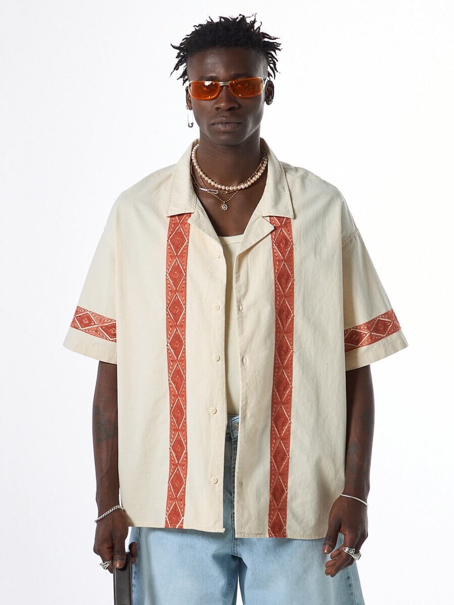 Повседневная рубашка VAMOS CLO Comfort fit Button Up Shirt Stockton, бежевый
Повседневная рубашка VAMOS CLO Comfort fit Button Up Shirt Stockton, бежевый