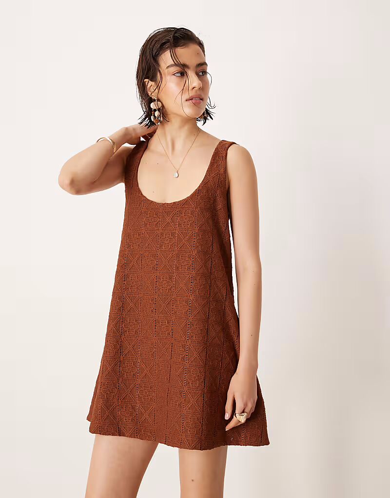 ASOS DESIGN крючком платье-трапеция мини-платье свободного кроя шоколадного цвета 
ASOS DESIGN крючком платье-трапеция мини-платье свободного кроя шоколадного цвета