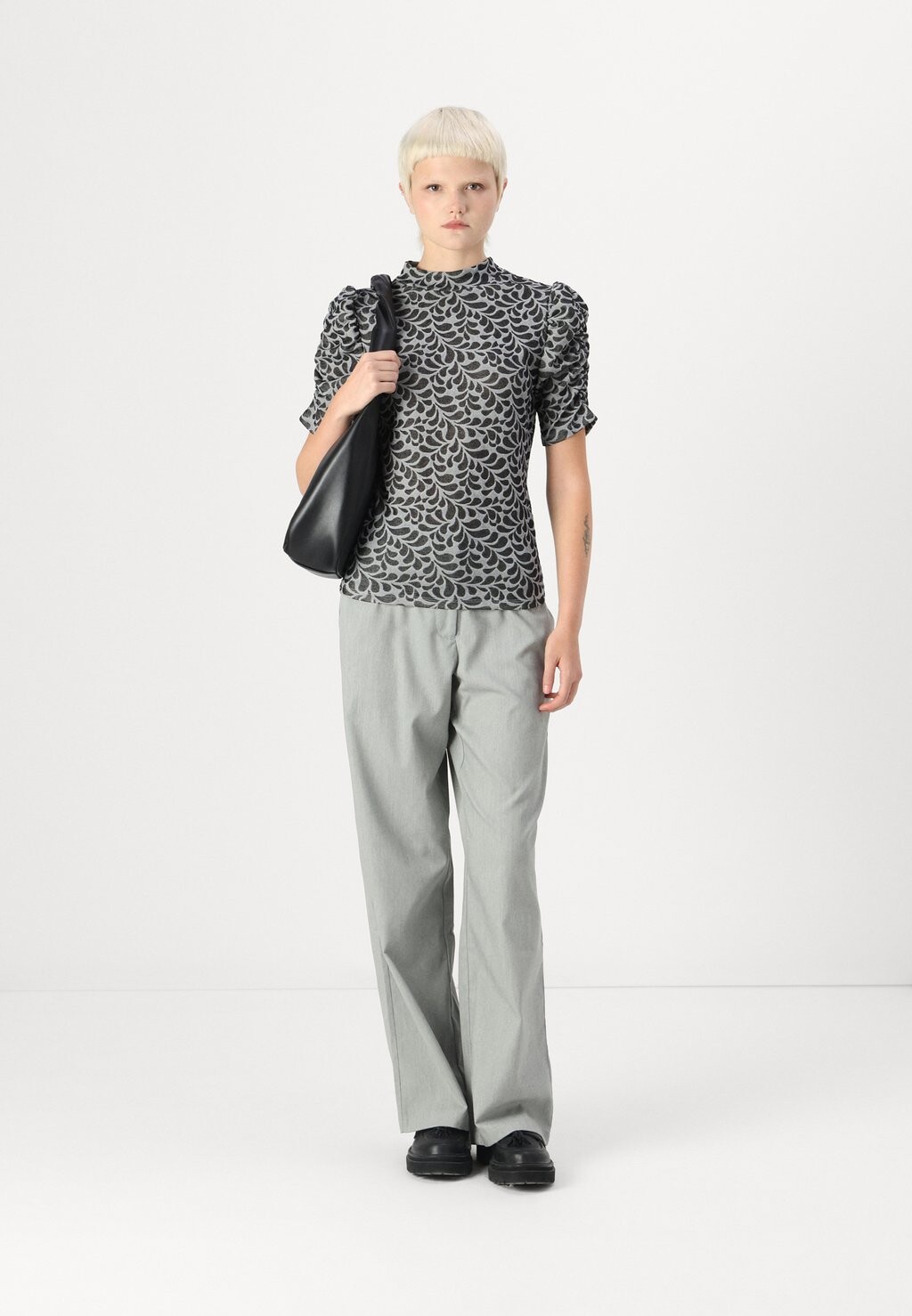 Брюки VIKAMI PANTS VILA, серый
Брюки VIKAMI PANTS VILA, серый