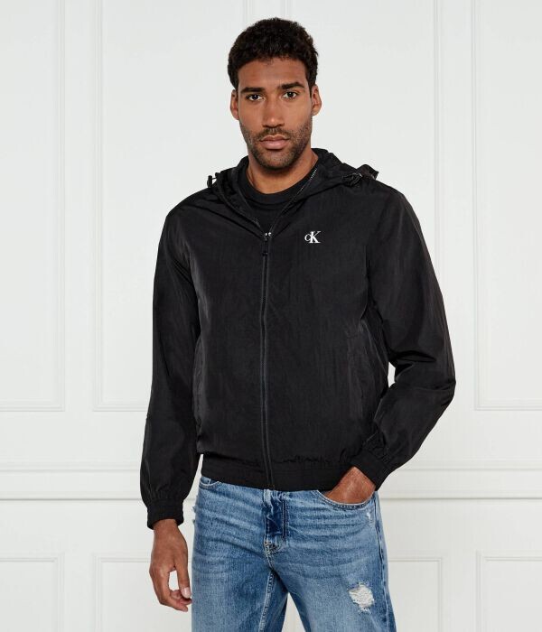 Ветровка Calvin Klein Jeans Regular Fit на молнии, черный 
Ветровка Calvin Klein Jeans Regular Fit на молнии, черный