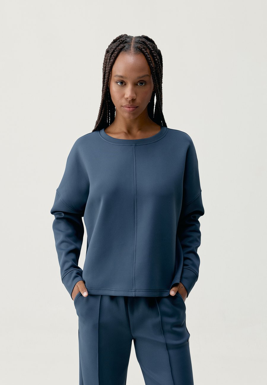 Толстовка Born Living Yoga INIYA, Gris Oscuro/Dark Grey, Серый, Толстовка Born Living Yoga INIYA, Gris Oscuro/Dark Grey
Толстовка Born Living Yoga INIYA, Gris Oscuro/Dark Grey, Серый, Толстовка Born Living Yoga INIYA, Gris Oscuro/Dark Grey