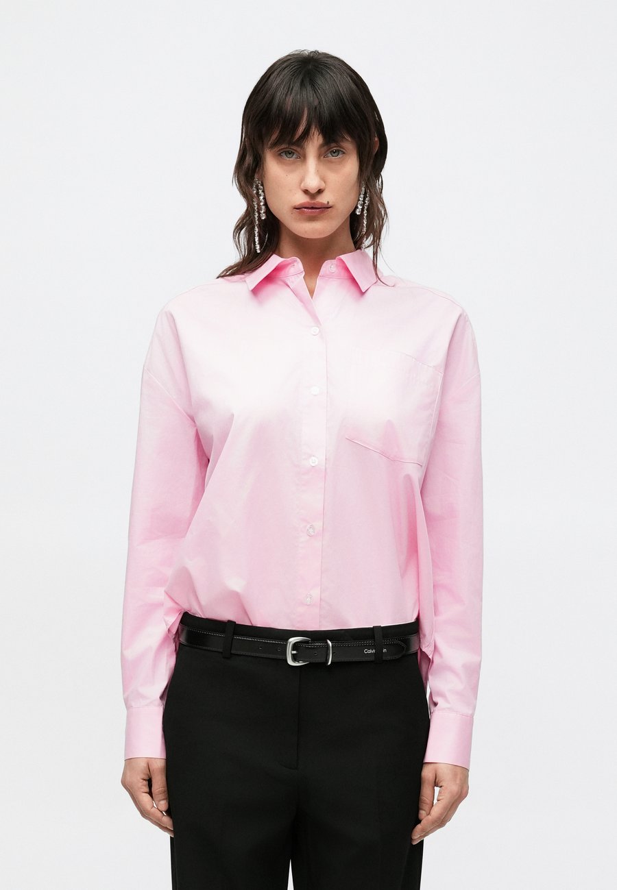 Блуза DESIGNERS REMIX CLAIRE OVERSIZED SHIRT, Pastel Pink/Light Pink
Блуза DESIGNERS REMIX CLAIRE OVERSIZED SHIRT, Pastel Pink/Light Pink