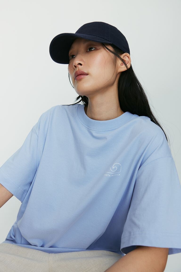 Футболка оверсайз с принтом H&M, синий
Футболка оверсайз с принтом H&M, синий